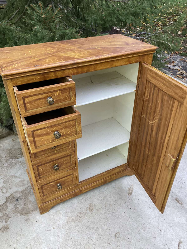 PS08 - Dobová potravinová skrinka / chlebník - Cena 420€ 3