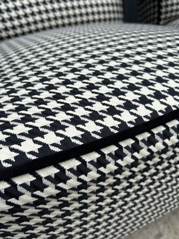 F184 - Krásne zrenovované kresielka - Cena 350€ / kus 6