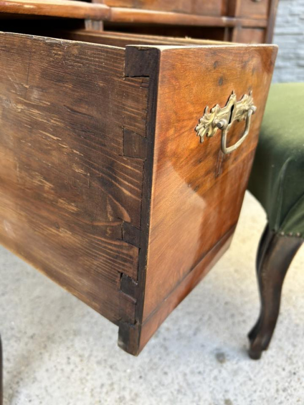 Písací stôl Biedermeier (r. 1875) zrenovovaný - cena 750 € 8