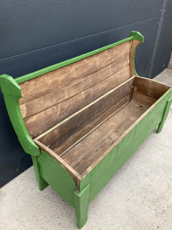 B08 - Truhlica z tvrdého dreva (Susek). - Cena 190€ 5