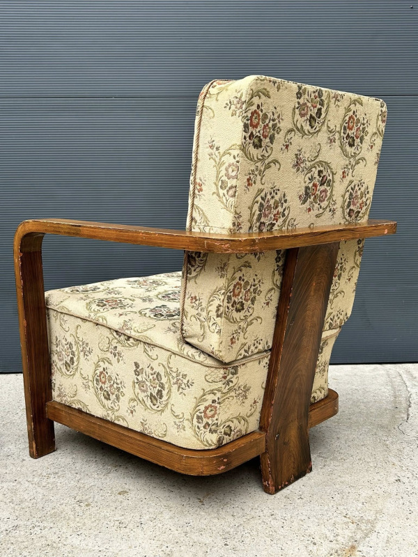 F169 - Unikátné kreslá - Cena na vyžiadanie. 2