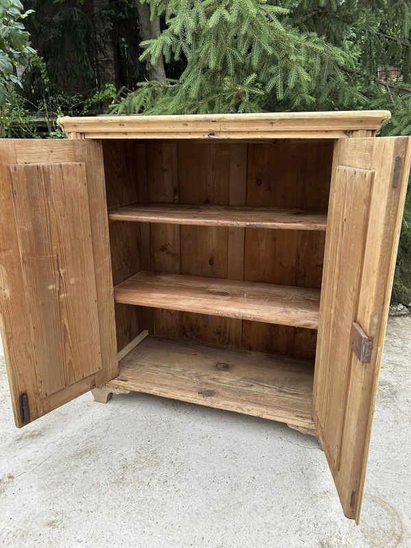 PS21 - Dobová potravinová skrinka - Cena 390€ 3