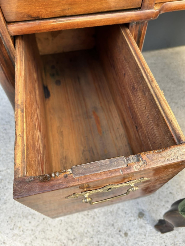 Písací stôl Biedermeier (r. 1875) zrenovovaný - cena 750 € 6