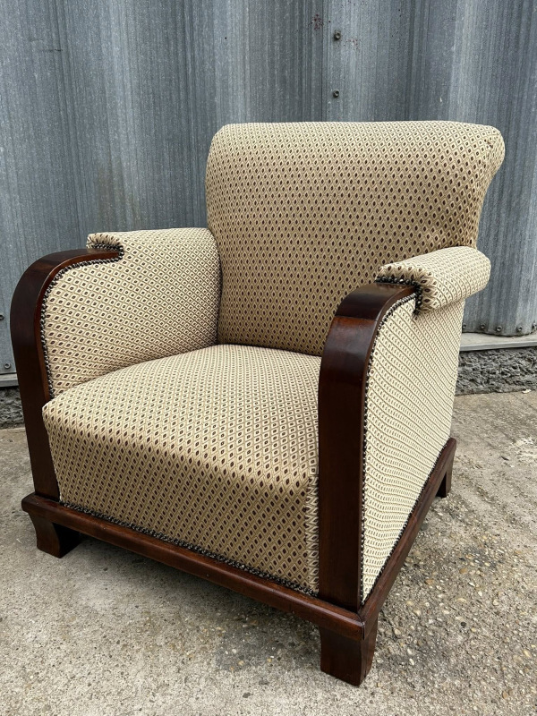 F183 - Art deco veľké klubové kreslo 1 kus - Cena 400€