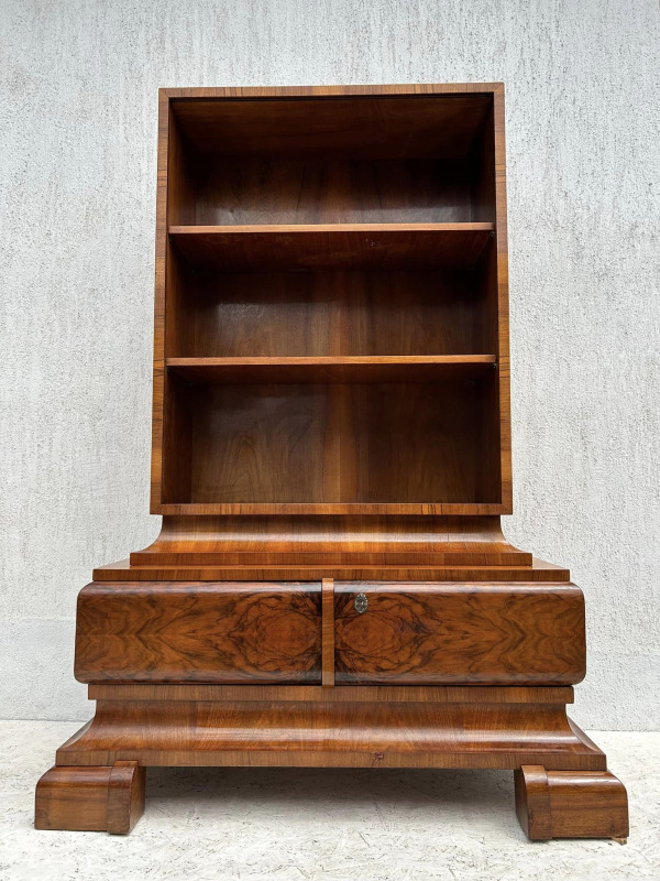 V32 - Art DECO knižnica/vitrína - cena 790€