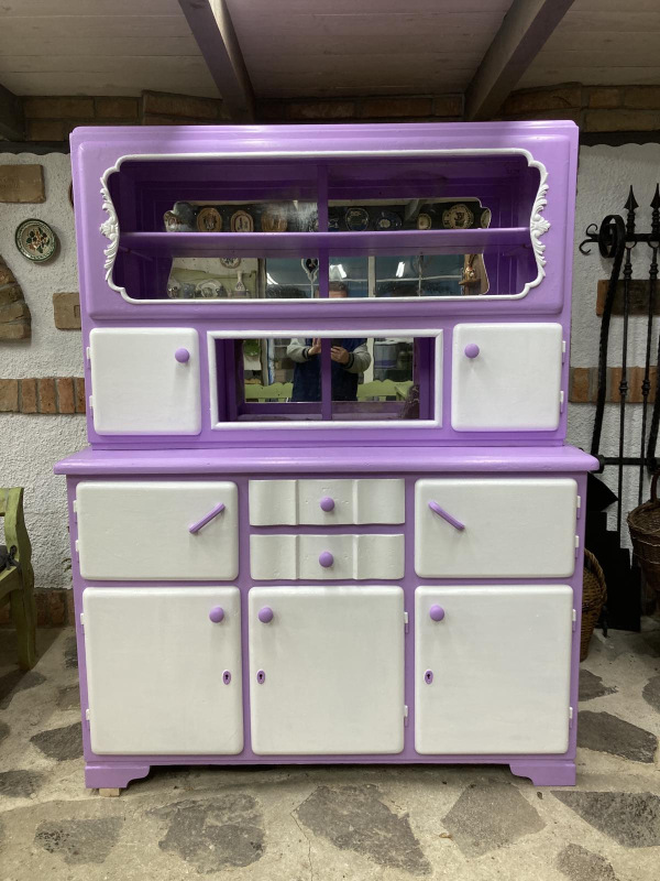 Kredence Provensálske po renovácii....