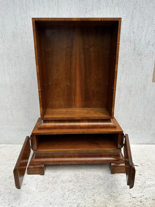 V32 - Art DECO knižnica/vitrína - cena 790€ 6