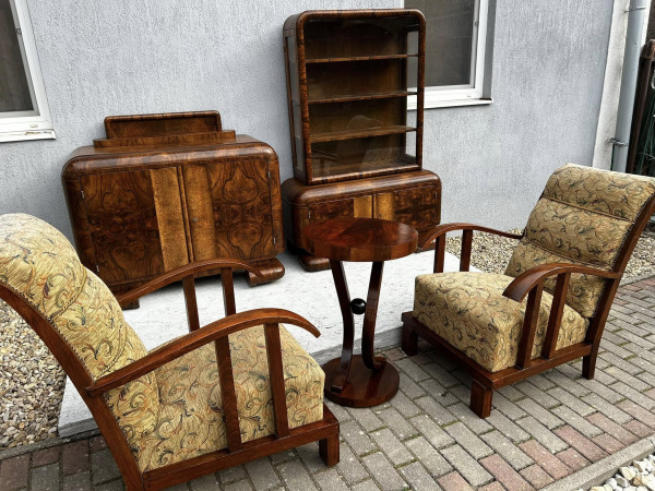 F132 - Art DECO kreslá Lajos KOZMA - Cena 800€ / pár 2