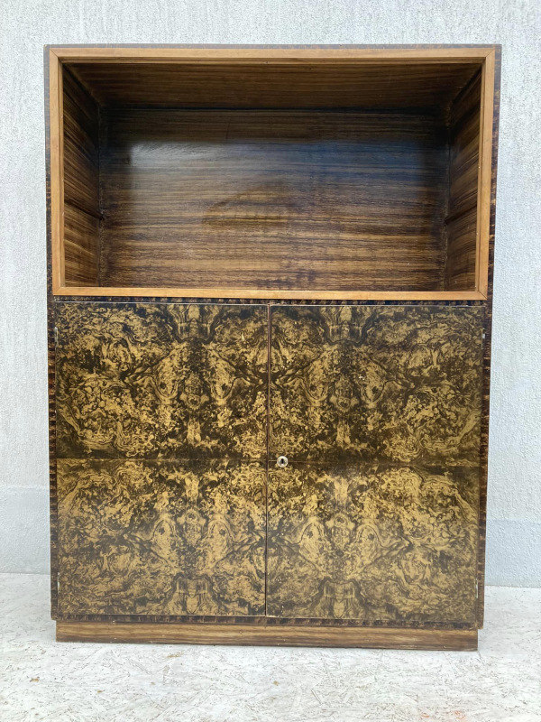 Soc-reál Knihovňa, vyrobená na motív J.Halabala - Cena 199 € 1