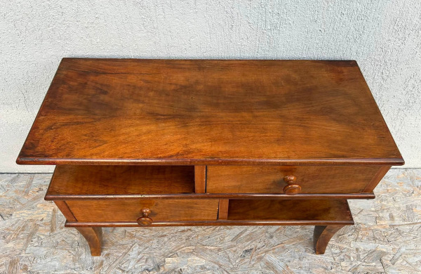 S64 - Zaujimavý a zriedkavý stolík v art DECO - Cena 160 € 1