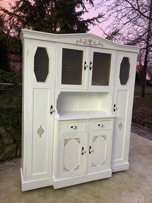 K67 - Famózny kredenc v provensálskom štýle - Cena 460€ 5