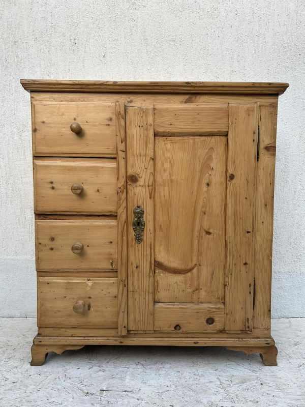 PS23 - Dobová potravinová skrinka - Cena 490€