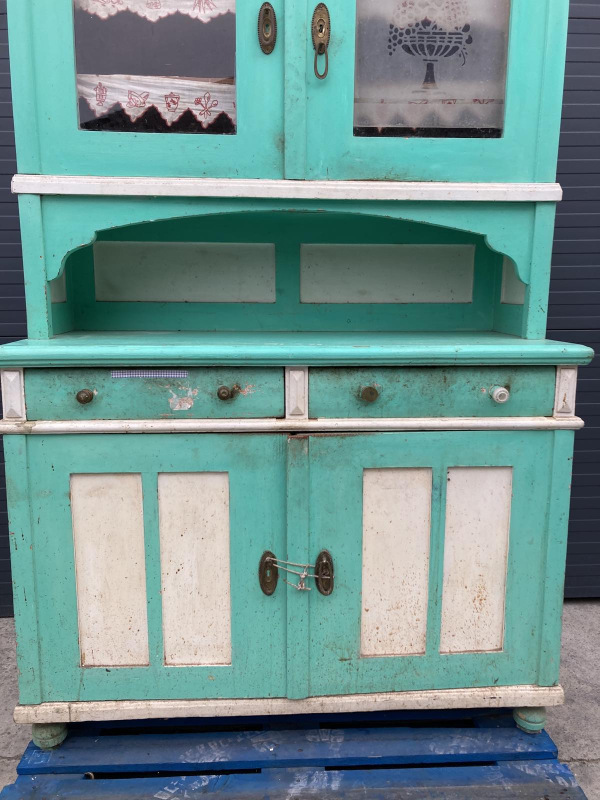 K23 - krásny kredenc/príborník. - Cena 265€ 4