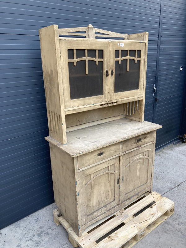 K30 - kredenc Gotika - Cena 270€ 2