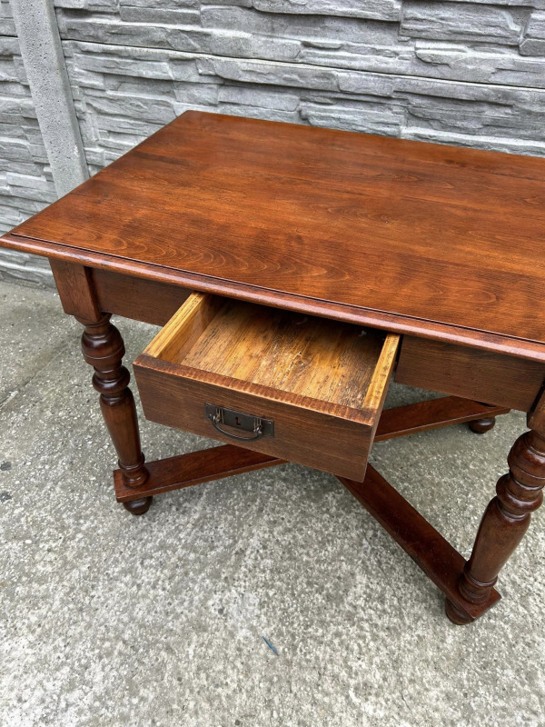 ST27 -Vidiecký stôl z tvrdého dreva v zreštaurovanom stave. - Cena 190€ 4