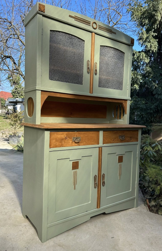 K96 - vidiecky starožitný kredenc v Toskánskom štýle. - Cena 480€ 1