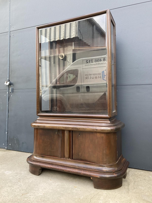 V12 - Art Deco vitrína - Cena 690€ 3
