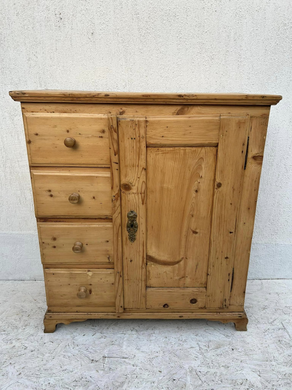 PS23 - Dobová potravinová skrinka - Cena 490€ 5