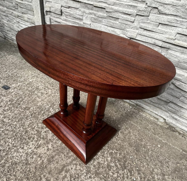 S37 - Zreštaurovaný secesný stolík - Cena 290€