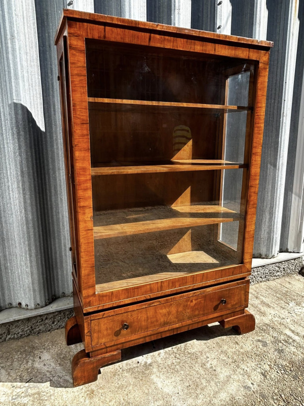 V60 - Vitrina Art DECO (sklenník) - Cena 790€ 1