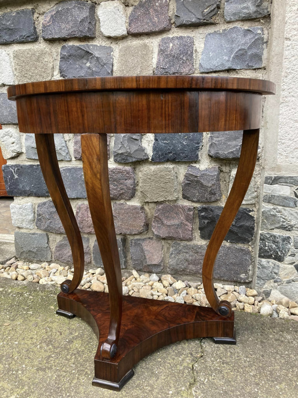 Konzol 01 - Biedermeier konzolový stolík. Zreštaurovaný - Cena 440 €