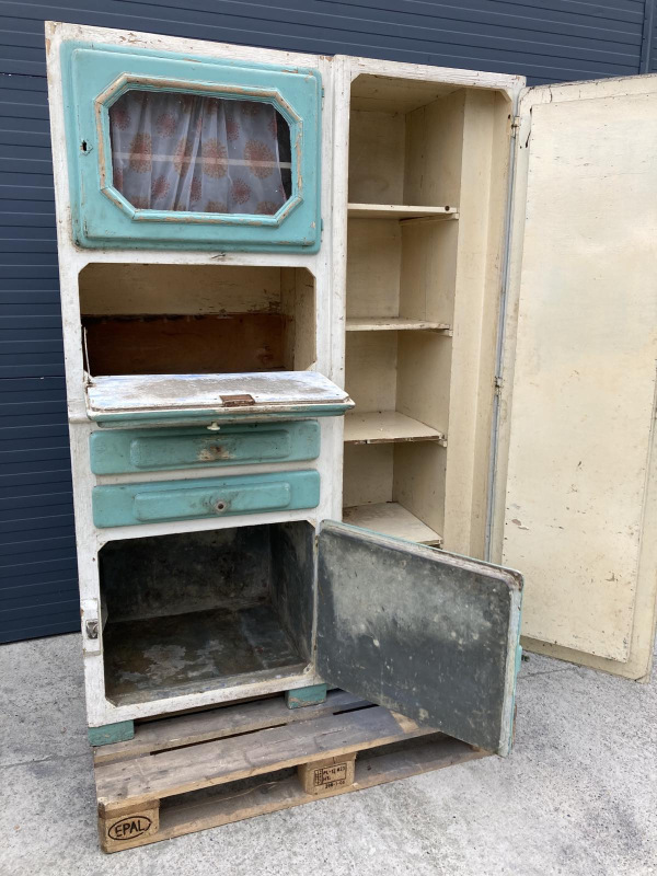 K50 - Kredenc vyrobený na Americký štýl - Cena 490€ 6