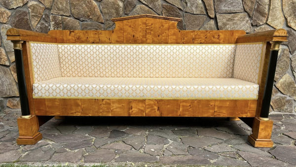 Sofa Biedermeier (1862). Zberateľský kus…! Cena na vyžiadanie.