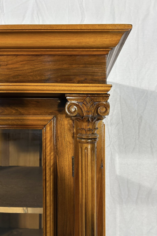 Starožitná Altdeutsch vitrina (1900-1910) - Cena 1.200 € 4