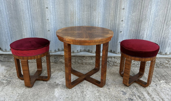 S07 - Kartový stolík / set - Cena za set: 490€