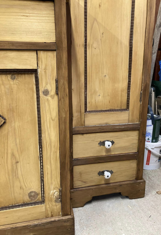 K68 - Meštiacky “Grandiózny” kredenc - Cena 790€ 4