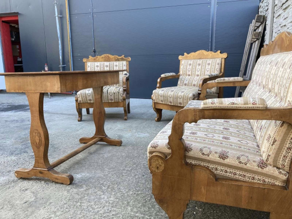 Sedenie v štýle Biedermeier (1830-1860). Cena za komplet 990€ 7