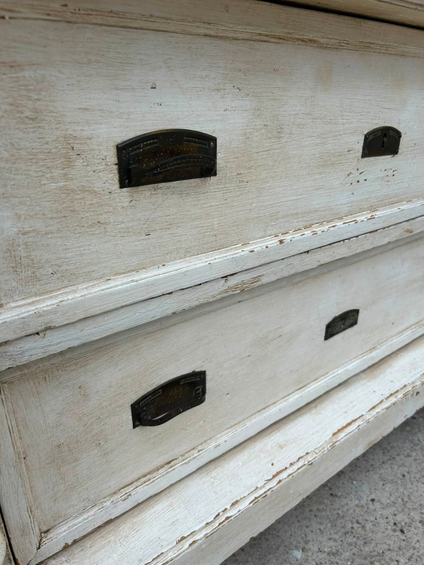 KOM16 - Vintage plno stľpová komoda.- Cena 300 € 3