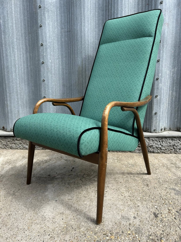F211 - Retro kreslo - Cena: 250 € 1