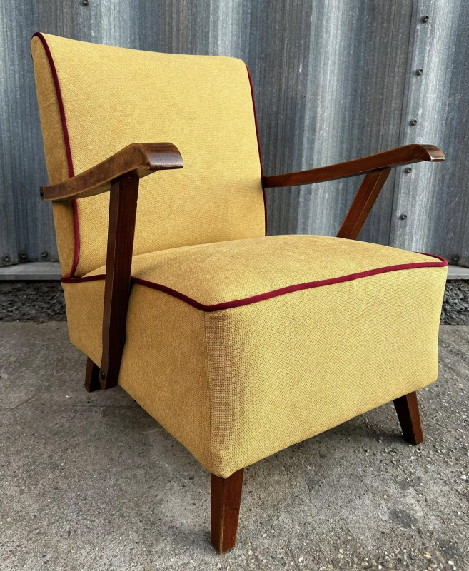 F122 - Art DECO kreslá kompletne zreštaurované - Cena 290€ / kus 2