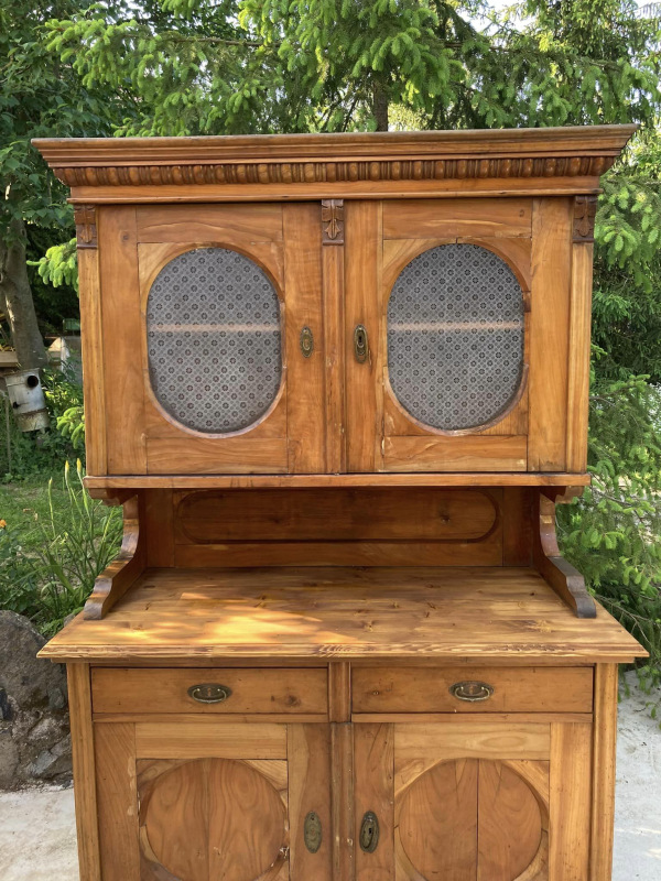 K70 - Kredenc z orechového masívu - Cena 450€ 3