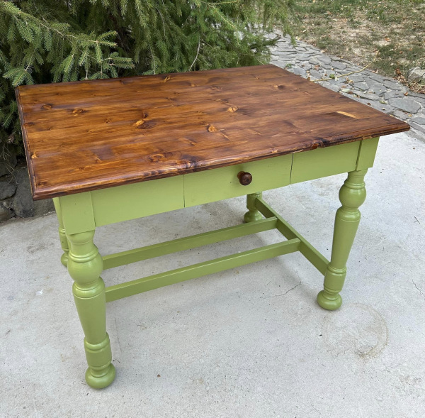 ST31 - Vidiecký zabíjačkový stôl. - Cena 185 €. 1