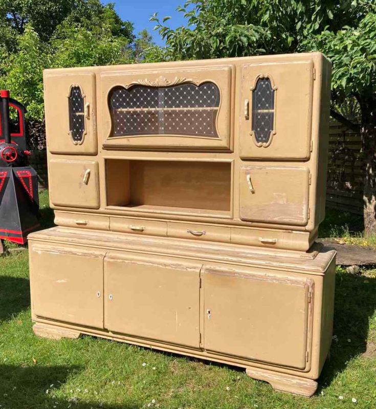 K45 - Zriedkavý kredenc v provensálskom štýle - Cena 590€ 2