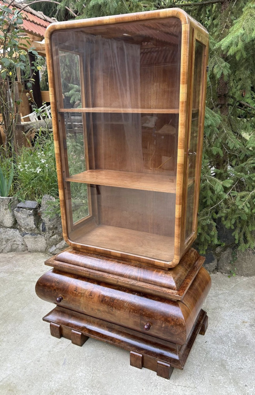 V62 - Art DECO vitrína - Cena 490€ 2