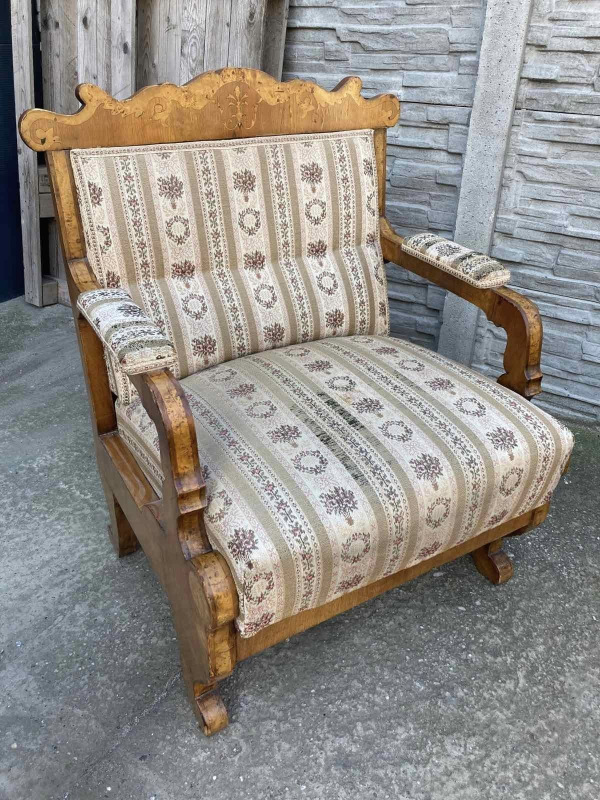 Sedenie v štýle Biedermeier (1830-1860). Cena za komplet 990€ 2