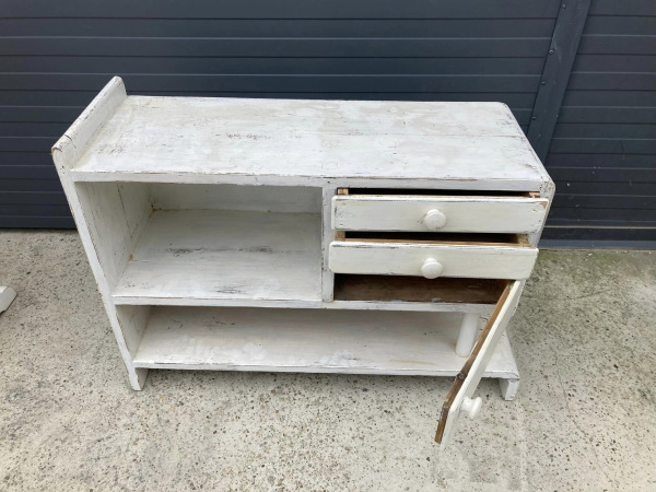 B05 - Botník v štýle Vintage s patinou. Cena 65€ 2