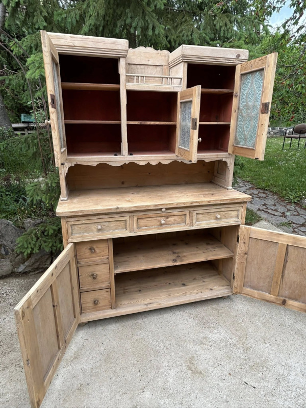 K99 - Vintage starožitný kredenc. - Cena 590 € 6