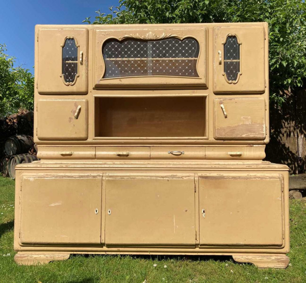 K45 - Zriedkavý kredenc v provensálskom štýle - Cena 590€