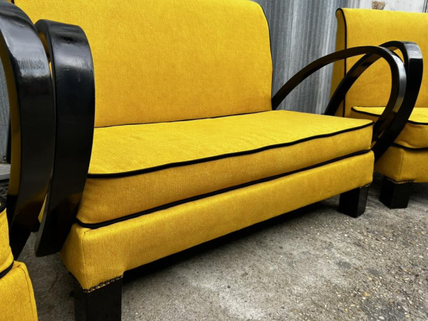 F149 - Štýlová sedacia súprava - Cena 880€ 10