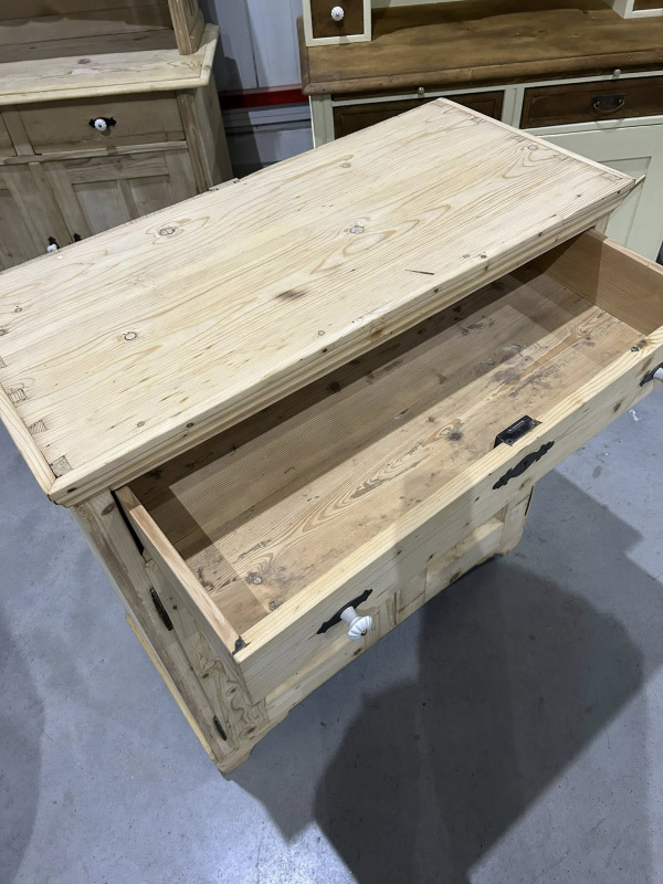 KOM13 - Vintage skrinka / komoda očistená - Cena 260€ 4