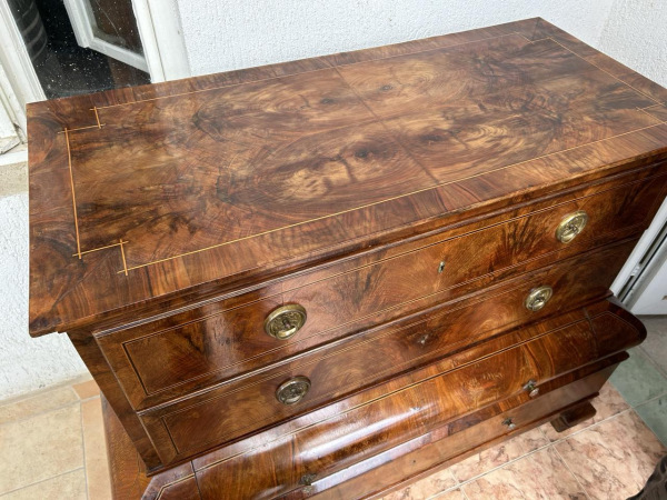 Sarkofág - Biedermeier komoda - Cena dohodou. 1