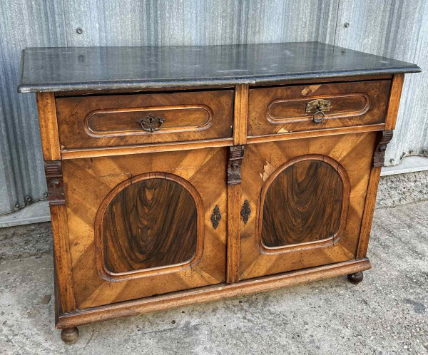 Altdeutsch komoda / skrinka - Cena 110 € 1