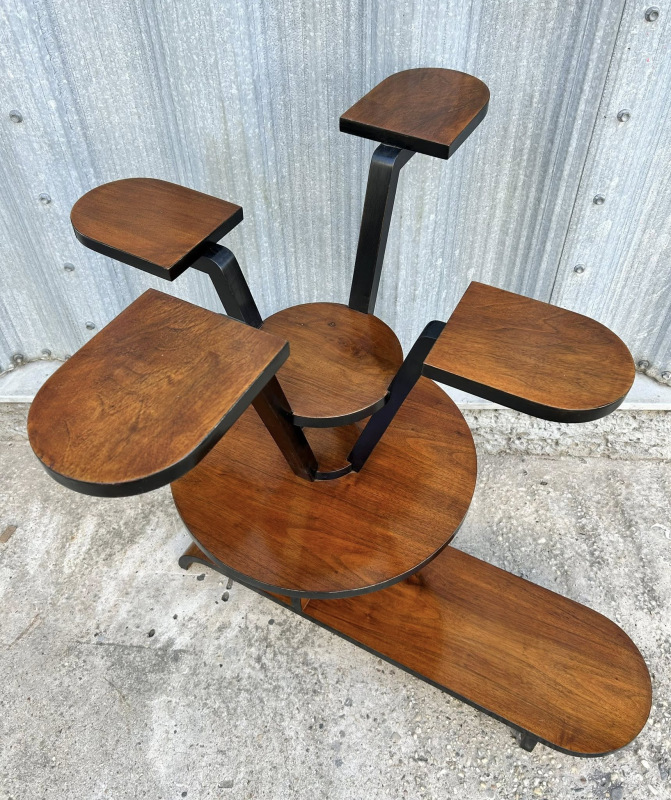 KV06 - Kvetinový stojan, 4 ramenný stojan na kvety. - Cena 450€ 2