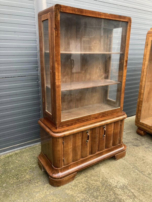 V07 - Art Deco vitrína - Cena 590€ 2