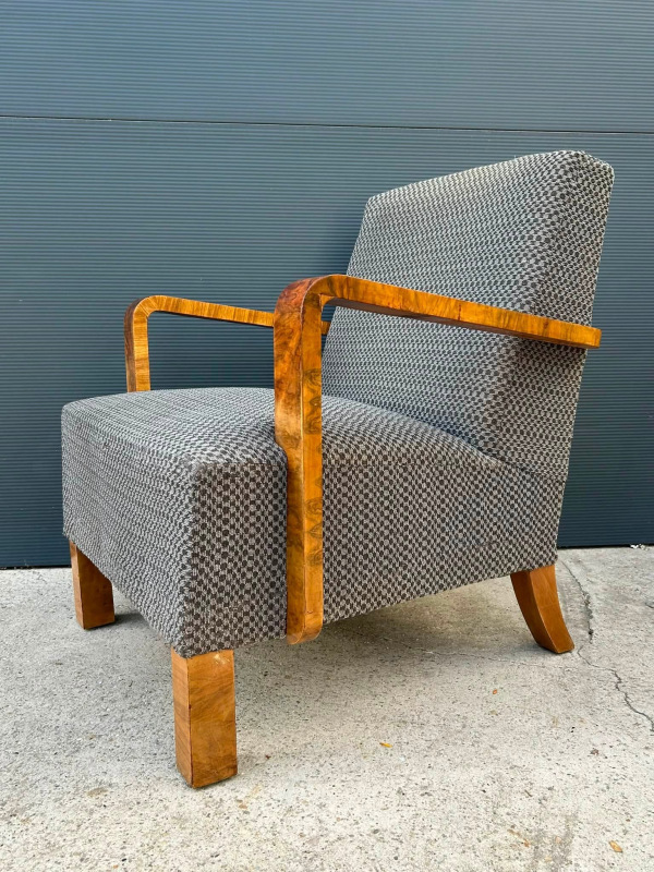F231 - Zaujímavé kreslá art DECO - Cena za kus 520 € 1