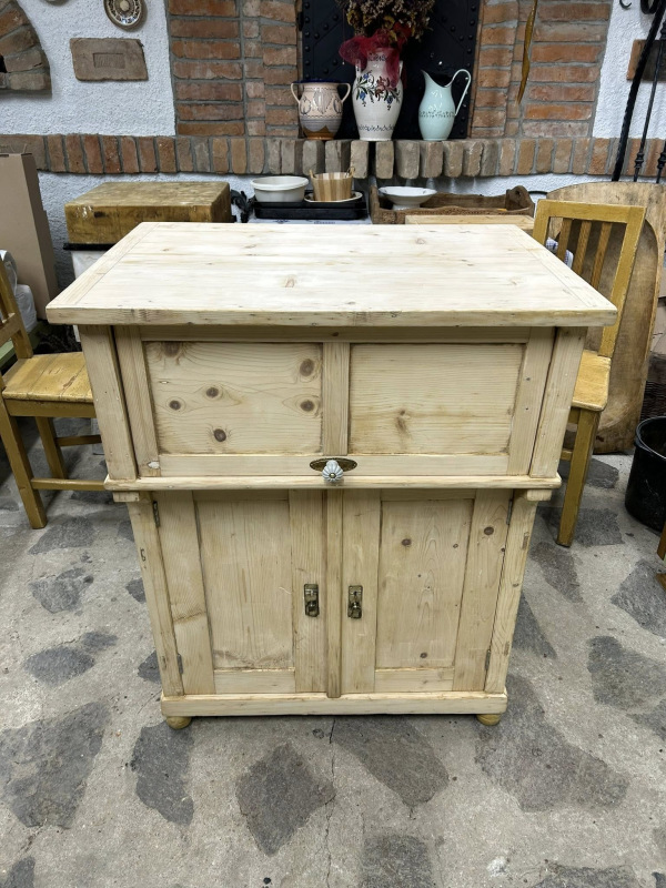 KOM12 - Vintage komoda/skrinka - toaletná skrinka - Cena 280€ 1